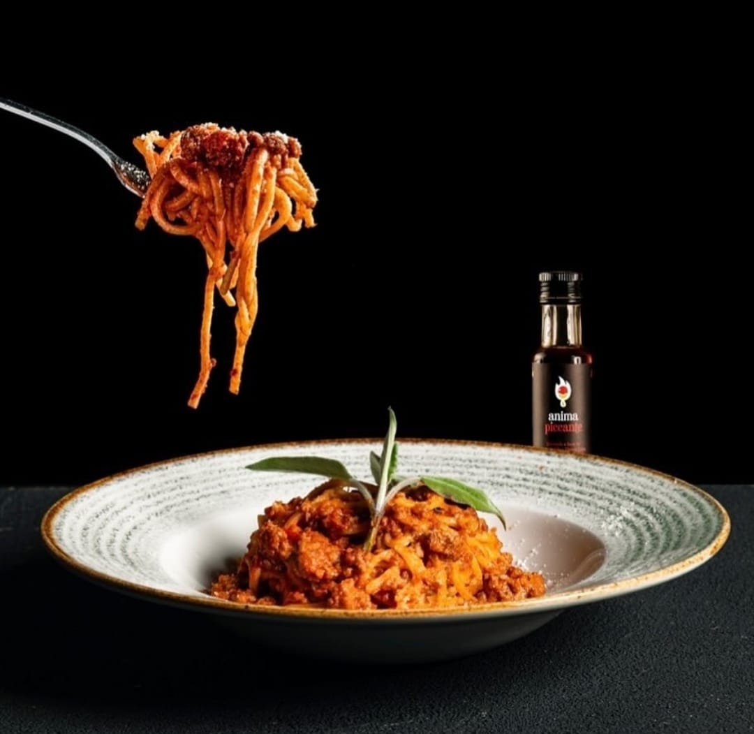 ACEITE DE OLIVA PICANTE CON ALBAHACA ALMA PICANTE 250ml